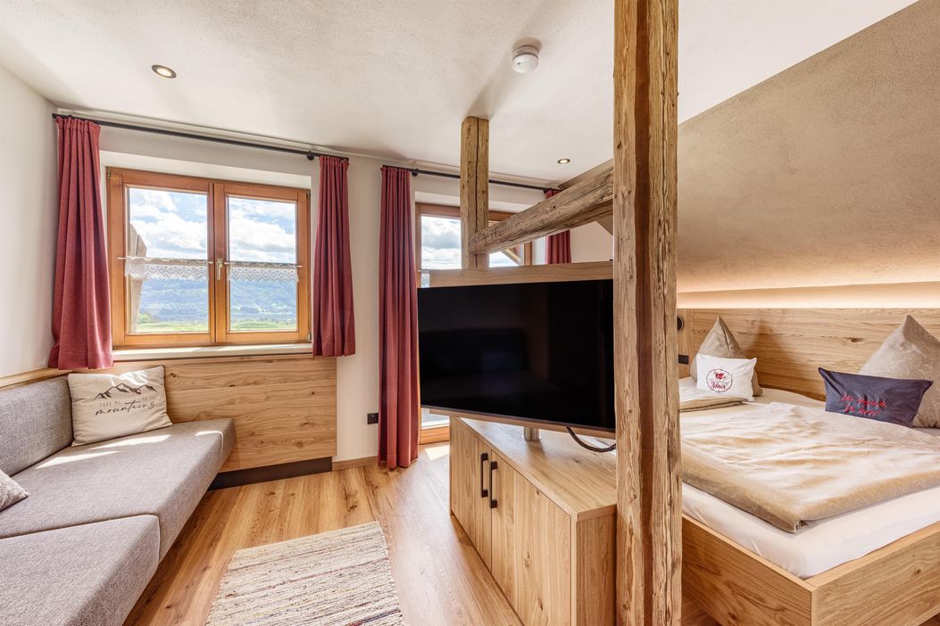 01 Bergstation Schlafzimmer