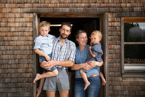 Familie Haller bewirtschaftet die Sennalpe.