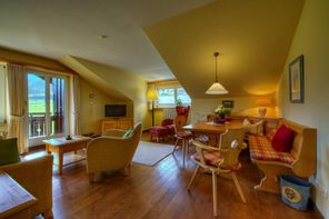 Im_Dorf_19_02_JMW_web_1920