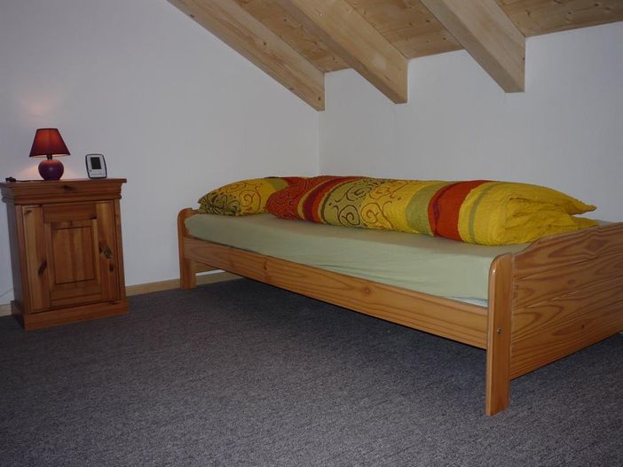 Einzelbett