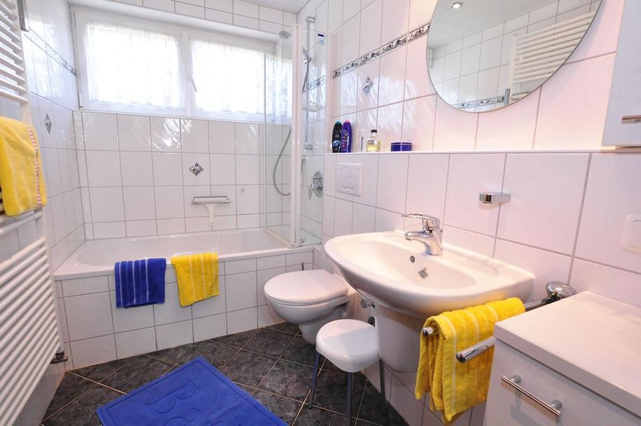 Badezimmer - mit Tageslicht