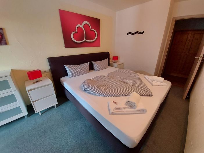 Schlafzimmer1