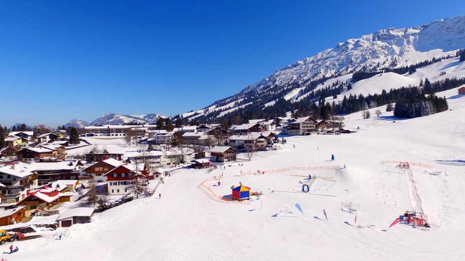 Direkt am Skigebiet