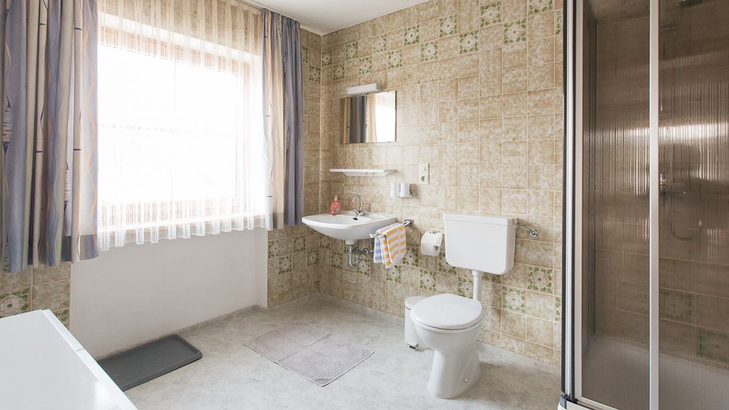 FW Edelsberg - Dusche und WC