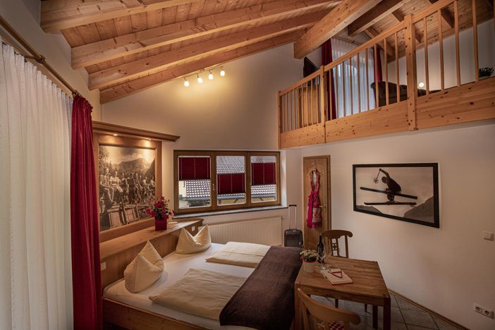 Zimmerbeispiel Doppelzimmer mit Galerie