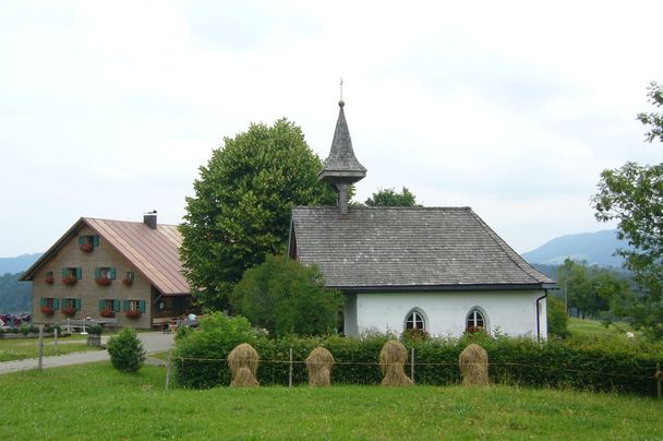 Die Königsalpe mit Kapelle