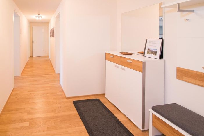 Eingangsbereich mit Garderobe