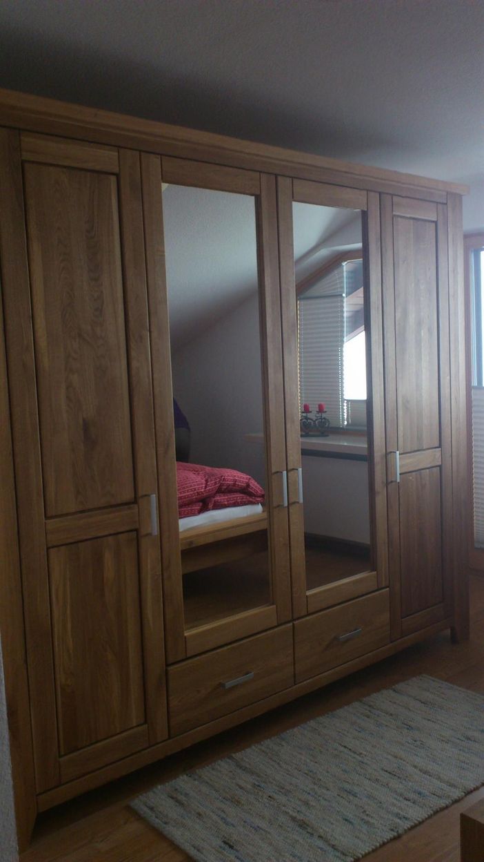 Schlafzimmerschrank