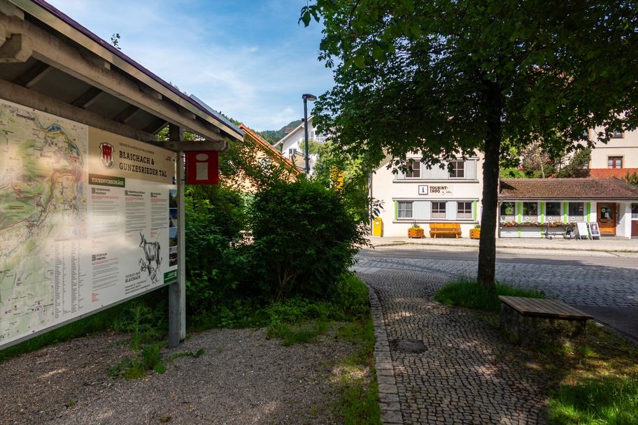 Am Bahnhof Blaichach