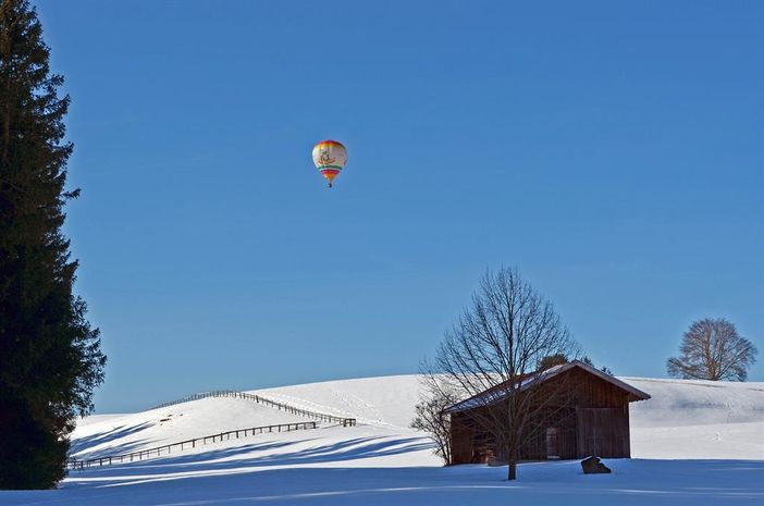 Ballonfahrt im Winter