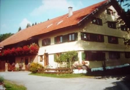HAUS_KOMPLETTANSICHT