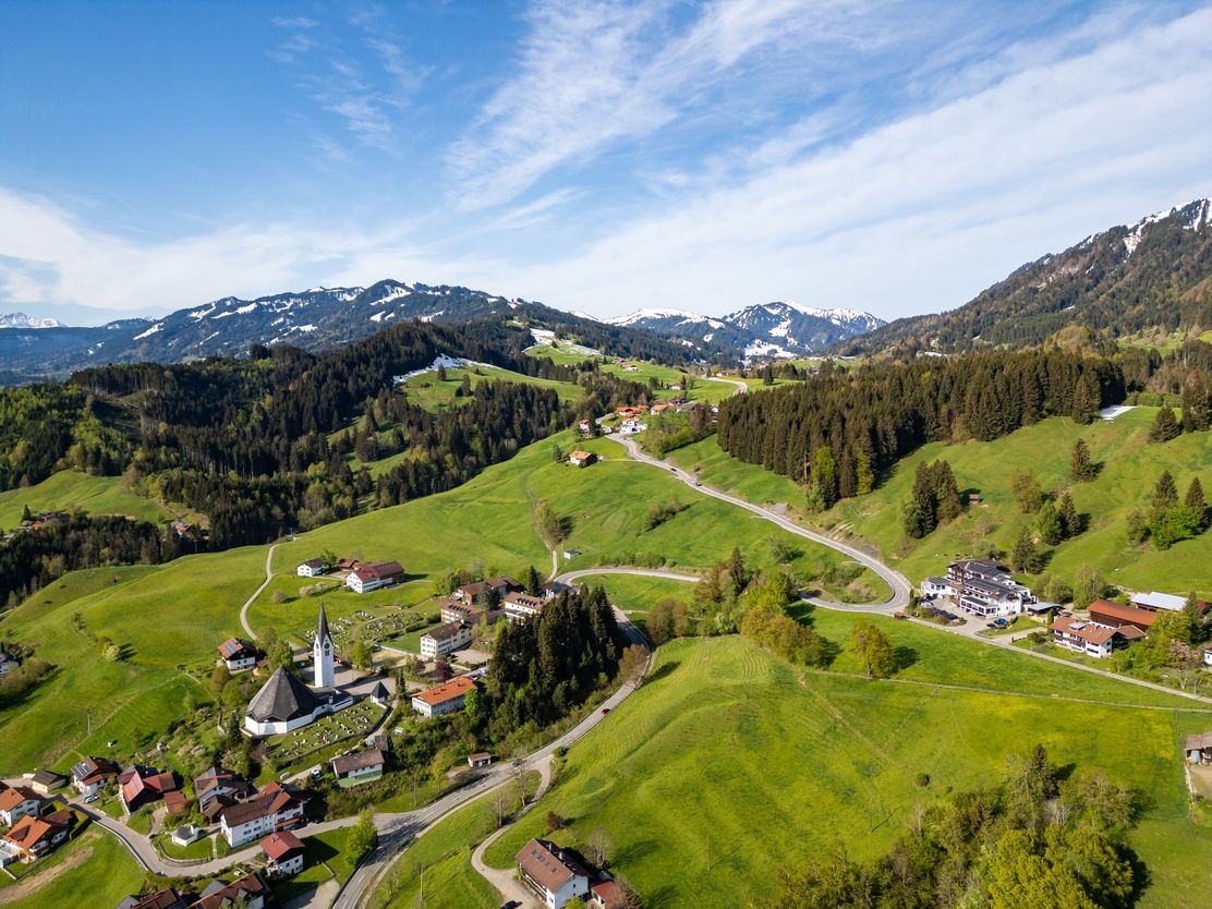 Weg von Bihlerdorf über Seifriedsberg und Halden Richtung Gunzesried