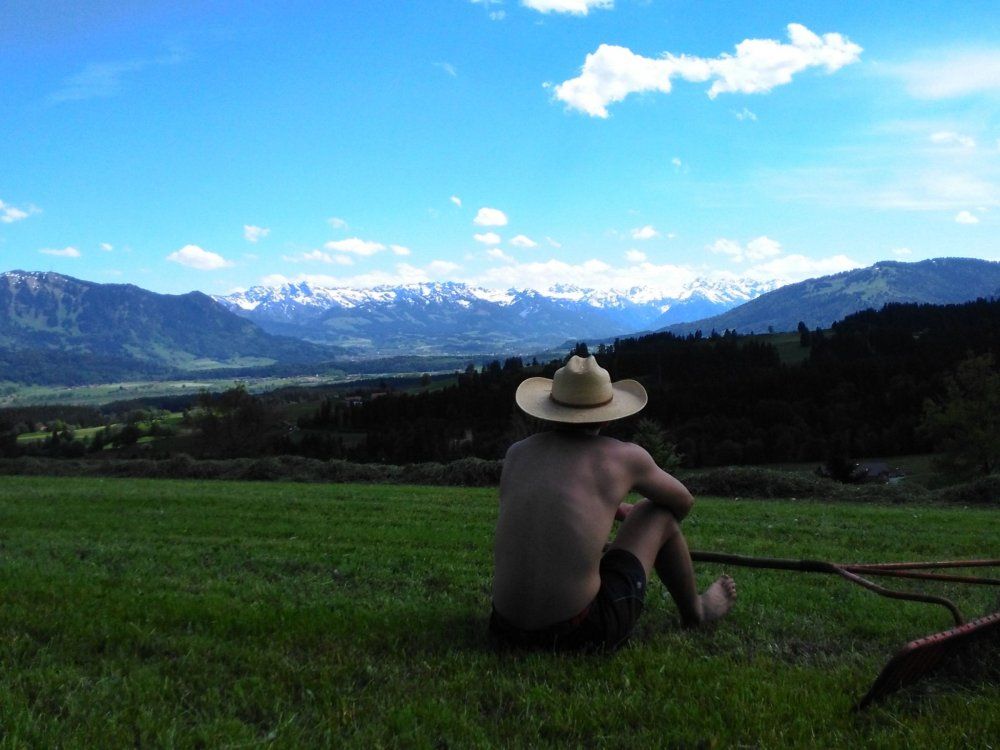 beiderheuernteauchmaldieaussichtgenieen