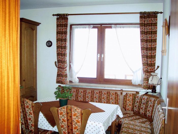 Die Wohnküche von Wohnung 2