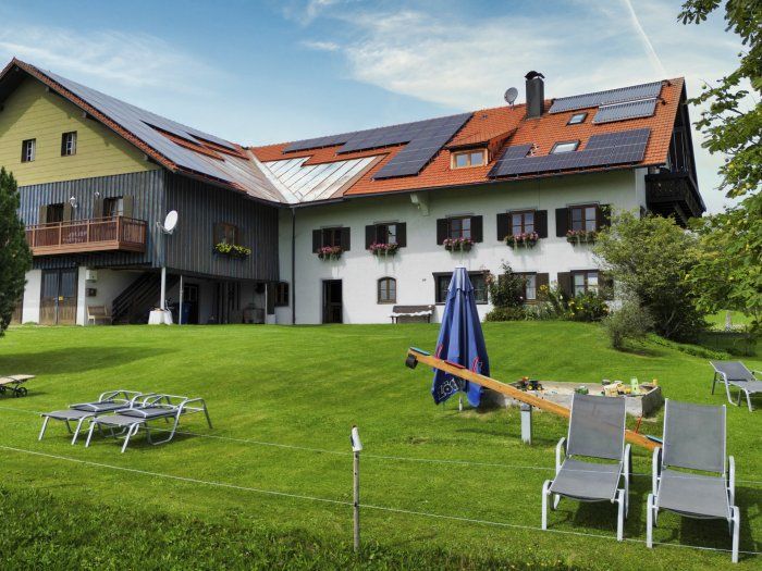 Hof vorne