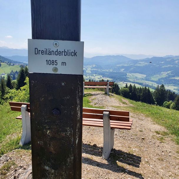 Gipfelkreuz am Dreiländerblick bei Hagspiel