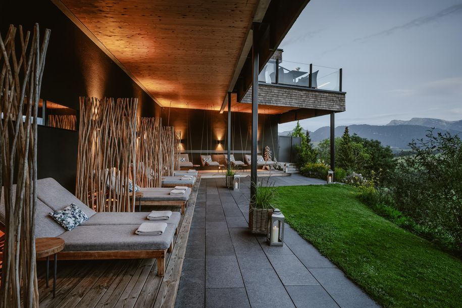 Outdoor-Living-Room