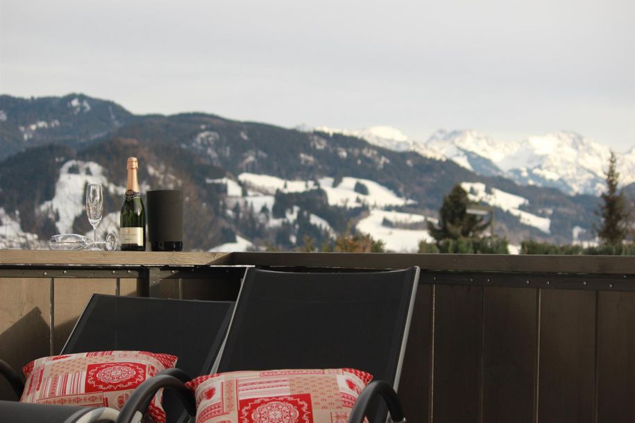 Terrasse mit Bergblick