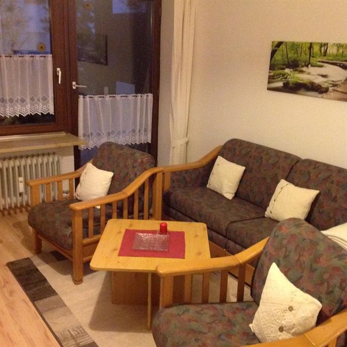 Sitzecke mit Terrassentüre