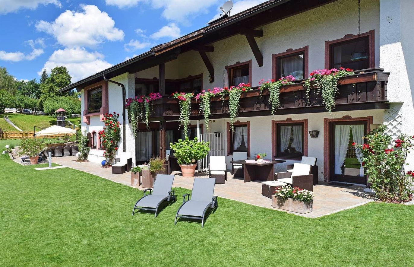 Kuschel´s Panorama-Landhaus 1