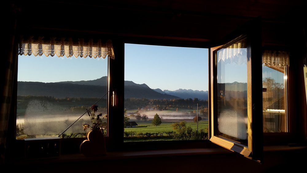 Ferienwohnung Panoramablick mit Sicht auf den See und die Berge