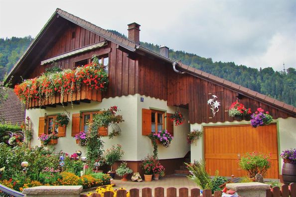 Haus  Ferienwohnung "Bergblick"