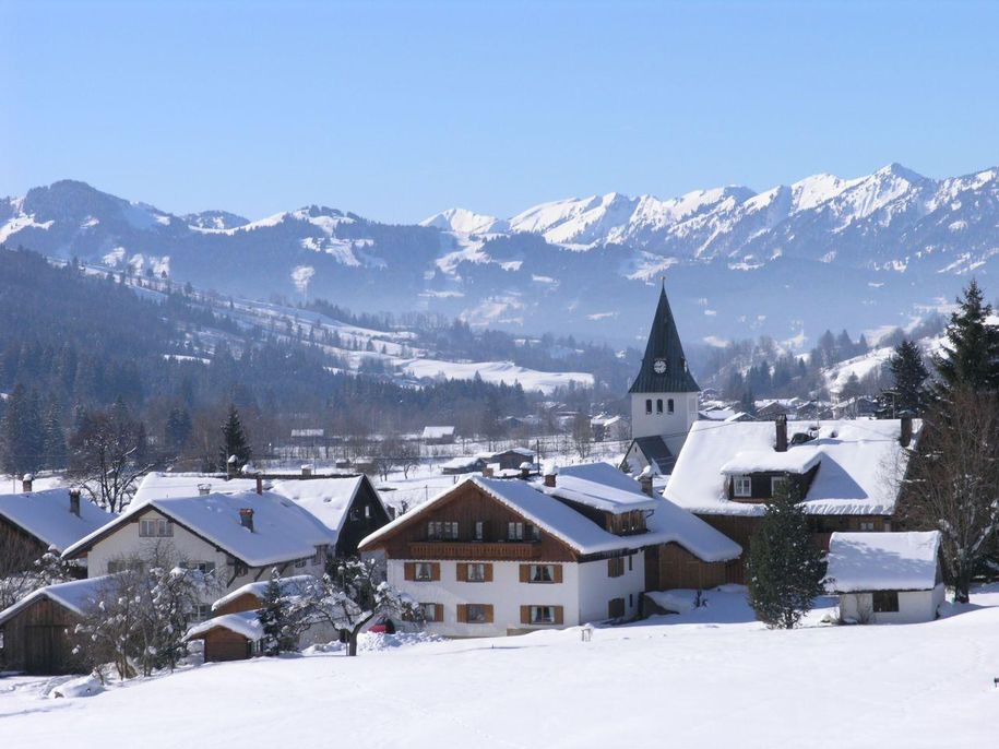 Dorf im Winter
