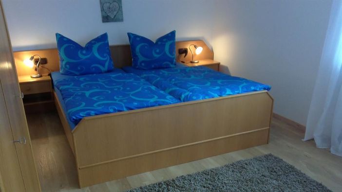 Schlafzimmer 2 Ossi