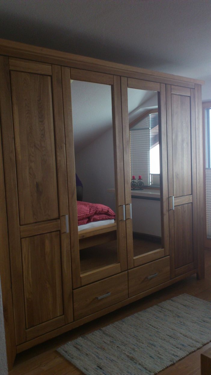 Schlafzimmerschrank
