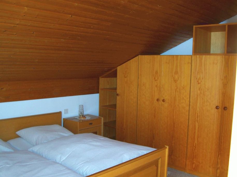 Das Schlafzimmer von Wohnung 1
