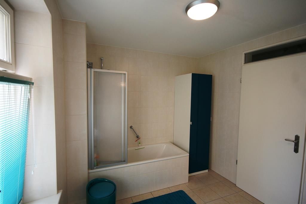 Badezimmer mit Badewanne