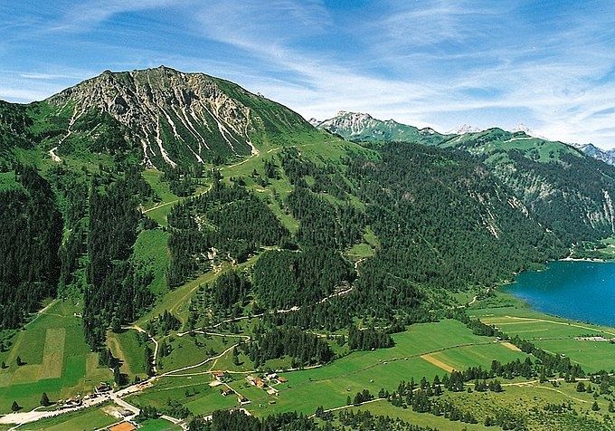 Blick zur gegenüber liegenden Talseite