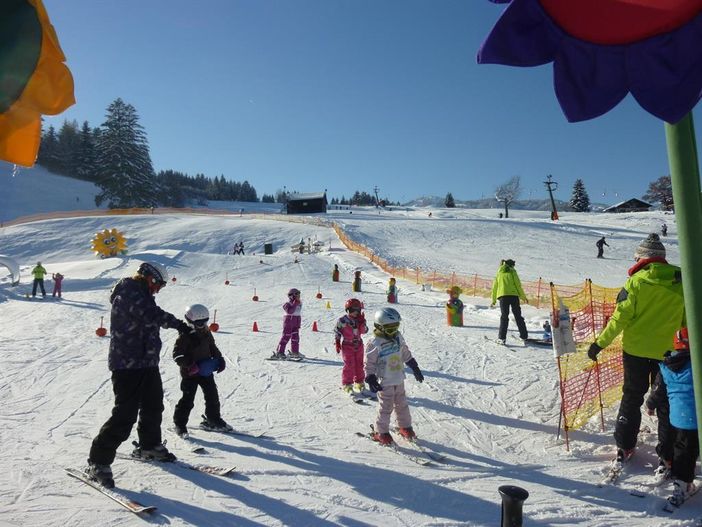 Kinder im Schnee