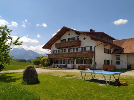 Unser Hauptgebäude - im 1.Stock finden Sie zwei Ferienwohnungen