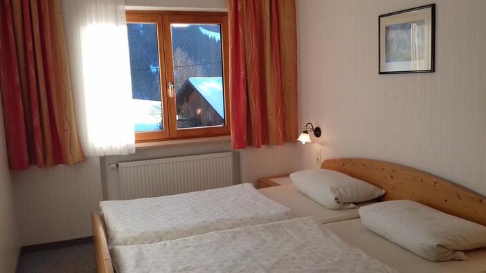 Schlafzimmer 2 neu