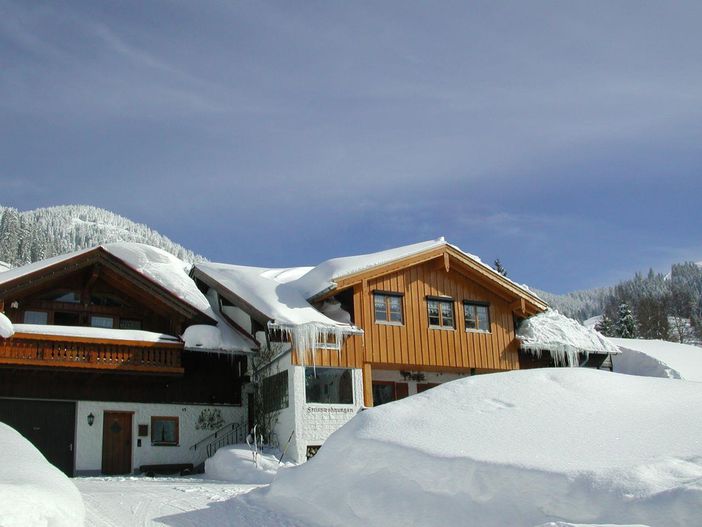 Haus Rauhbach im Winter