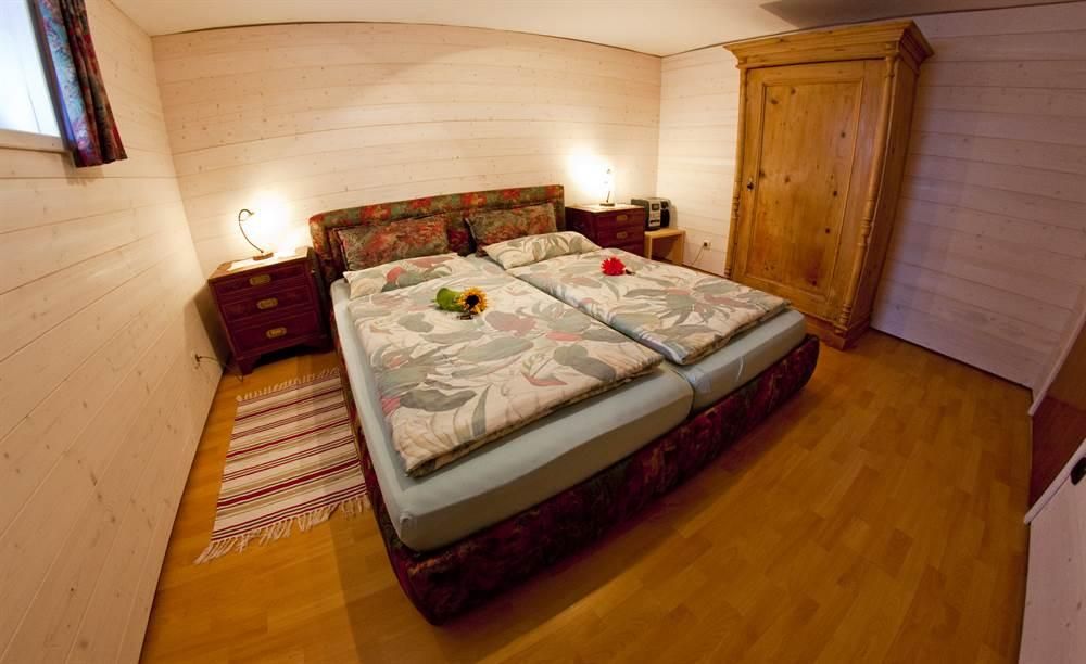 Schlafzimmer3