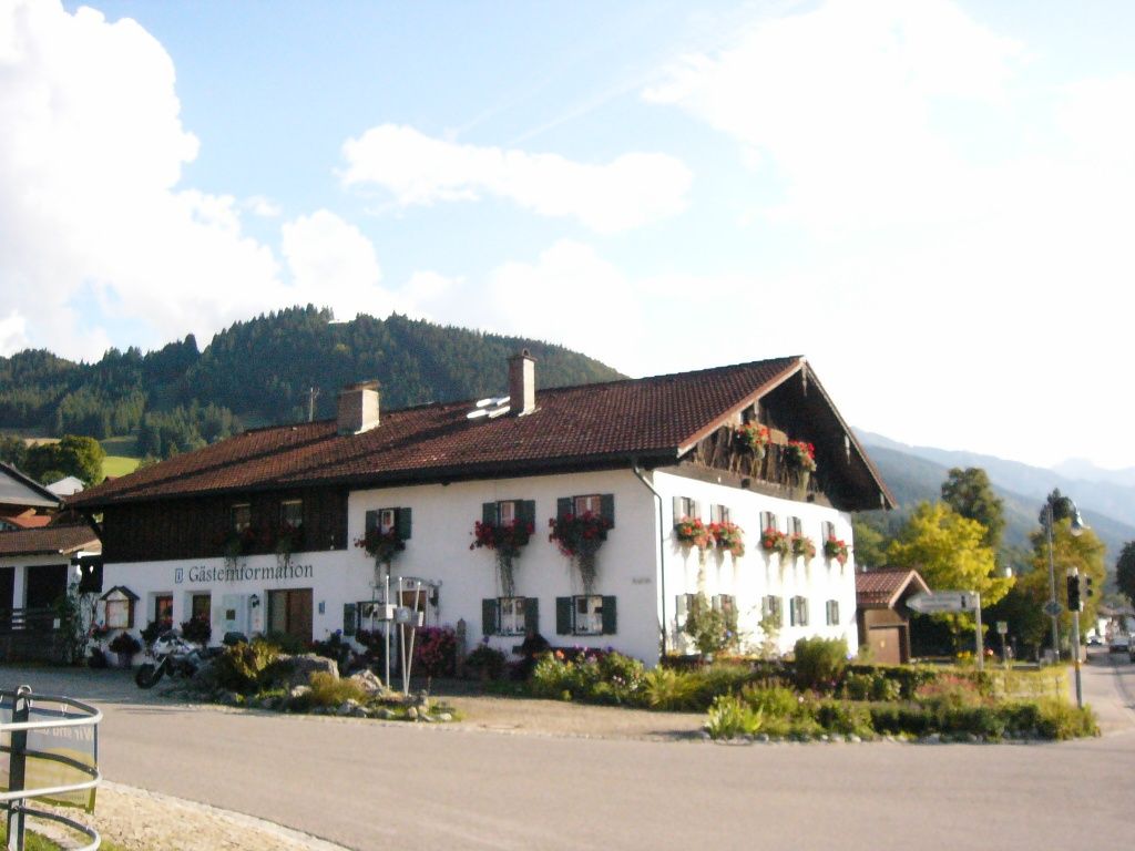 Gästeinformation/Tourist Information Buching