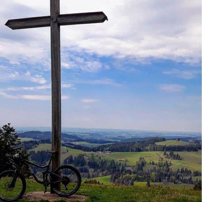 Mountainbike Gipfelkreuz