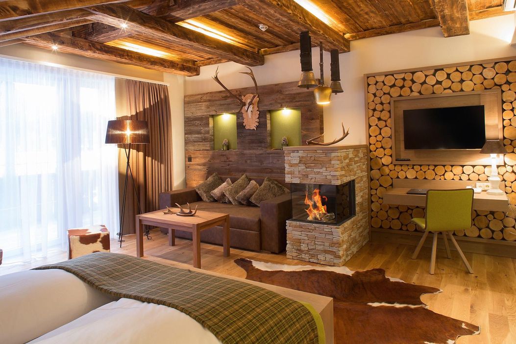 DR_AlmRausch_Suite_Low_02b