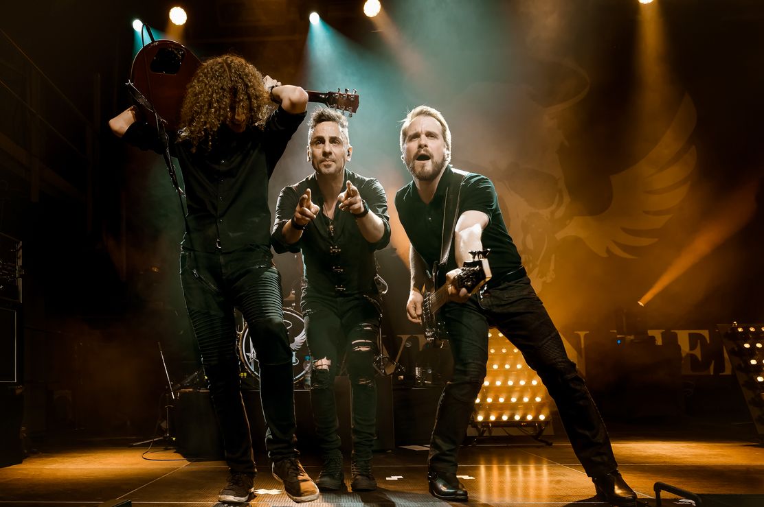 Credits_HeavenInHell_Fotograf_Peter_Ernszt