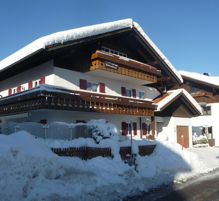 Hausansicht Winter