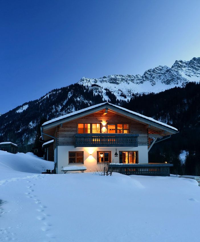 Hausbild Winter