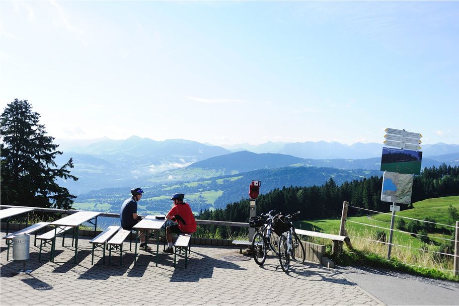 Rastplatz am Berggipfel