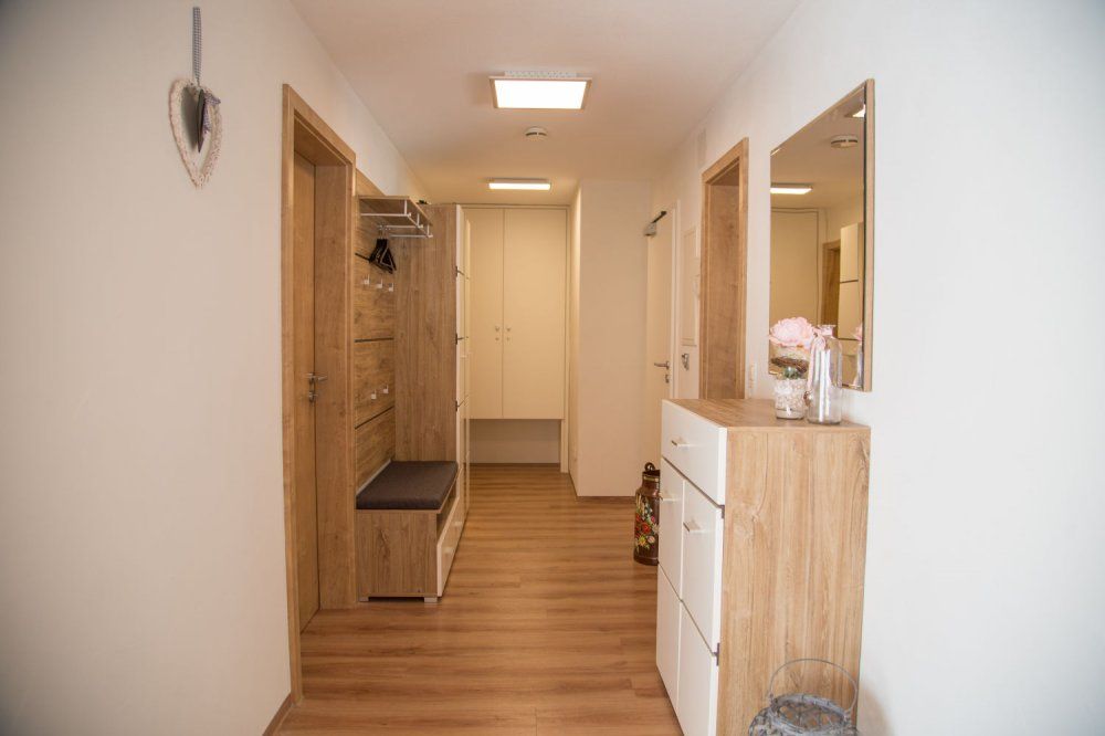 Eingangsbereich mit Garderobe