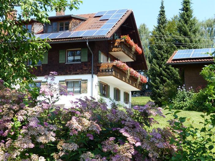 Hausbild - Sommer