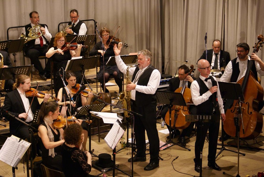 bezirk_vmb_konzert_nostalgieball-krumbach_foto2_evi-heigl