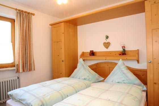2. Schlafzimmer