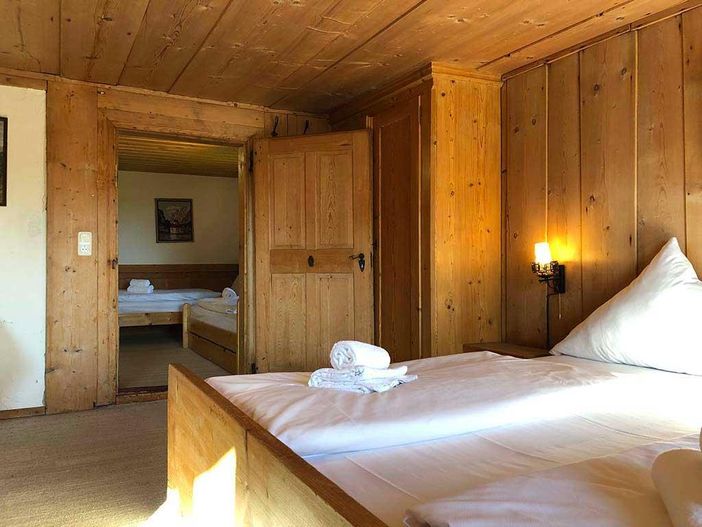 Ferienwohnung_Buecheler_OG_Schlafzimmer_07