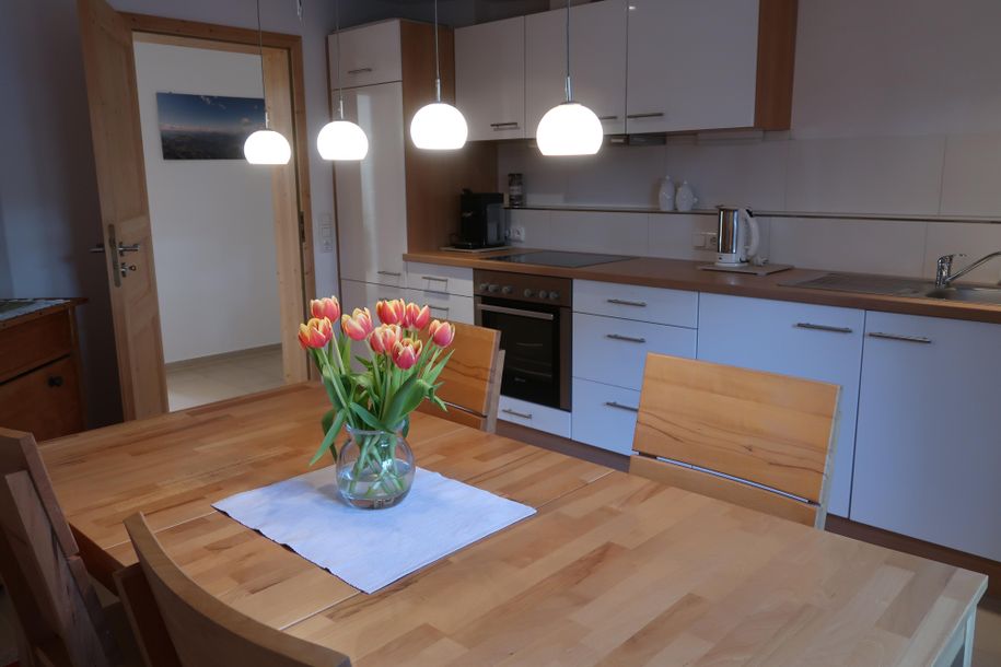 Geräumiges Esszimmer